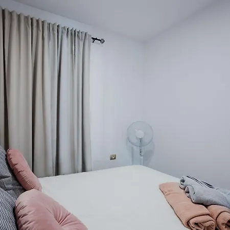 Cristianos Center Iii Appartement